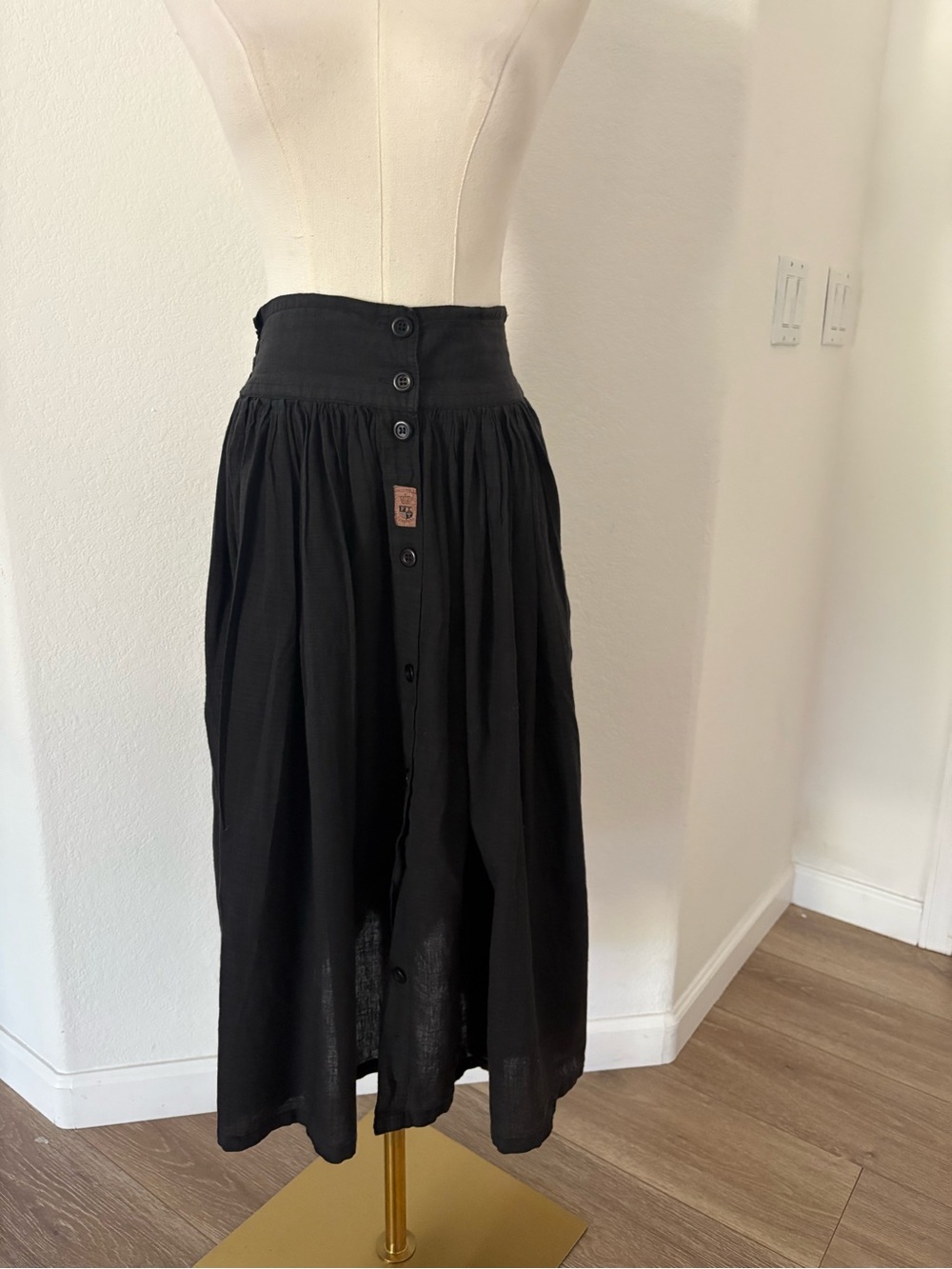 Black Midi Button-Front Skirt